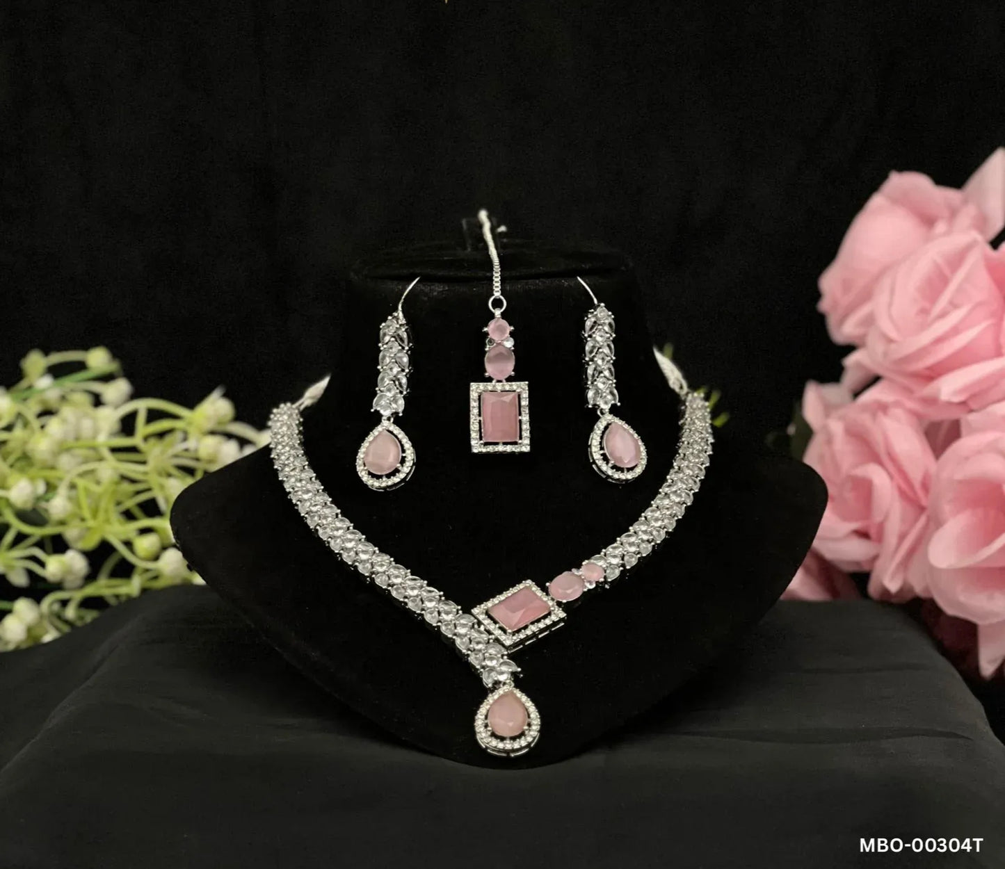 ZAYMIR'S NECKLACE (MB0-00304T)