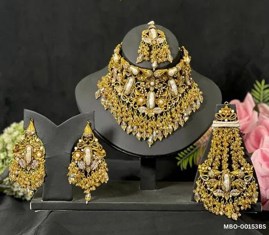 SAIRAH'S BRIDAL SET (MBO-00153BS)