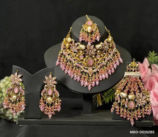 LAIBAH'S BRIDAL SET (MBO-00152BS)