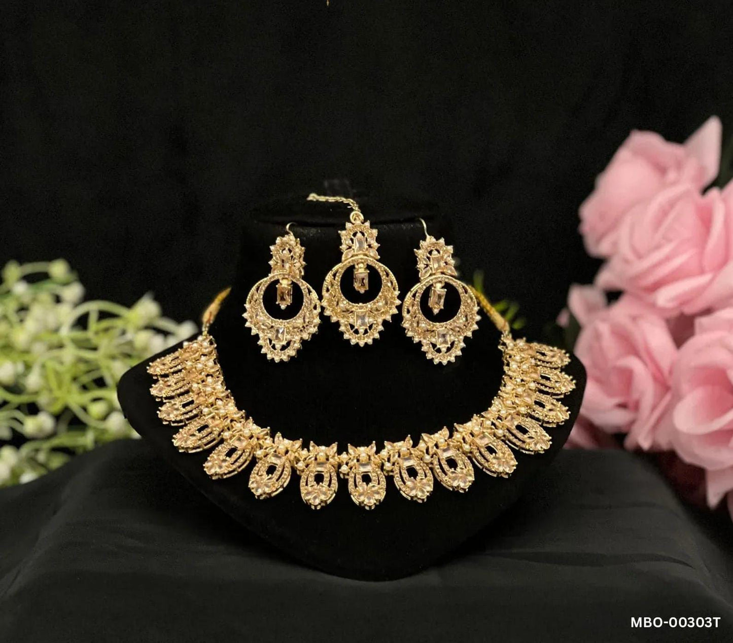 RAANIKA'S NECKLACE (MB0-00303T)