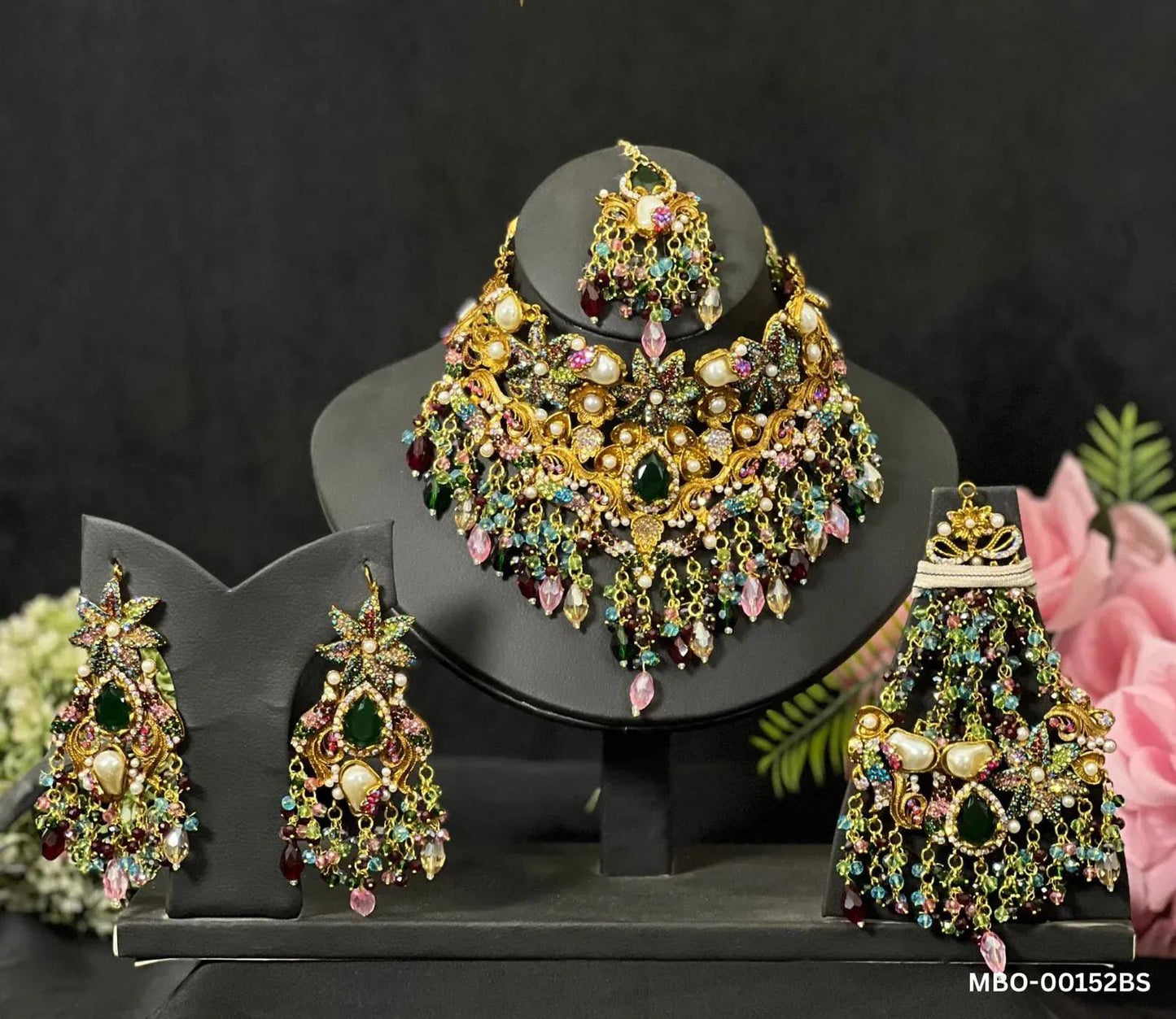 LAIBAH'S BRIDAL SET (MBO-00152BS)