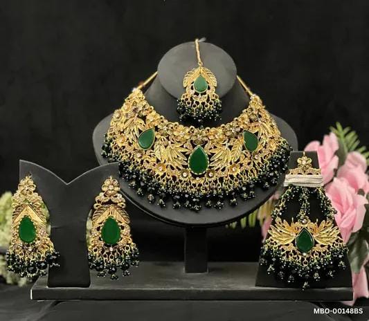 HOORIYA'S BRIDAL SET (MBO-00148BS)